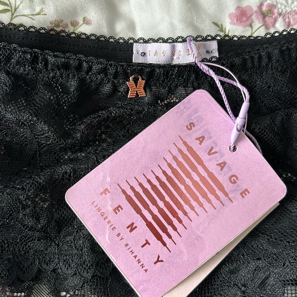 NWT Savage X Fenty lace panties in 1X - Picture 3 of 3